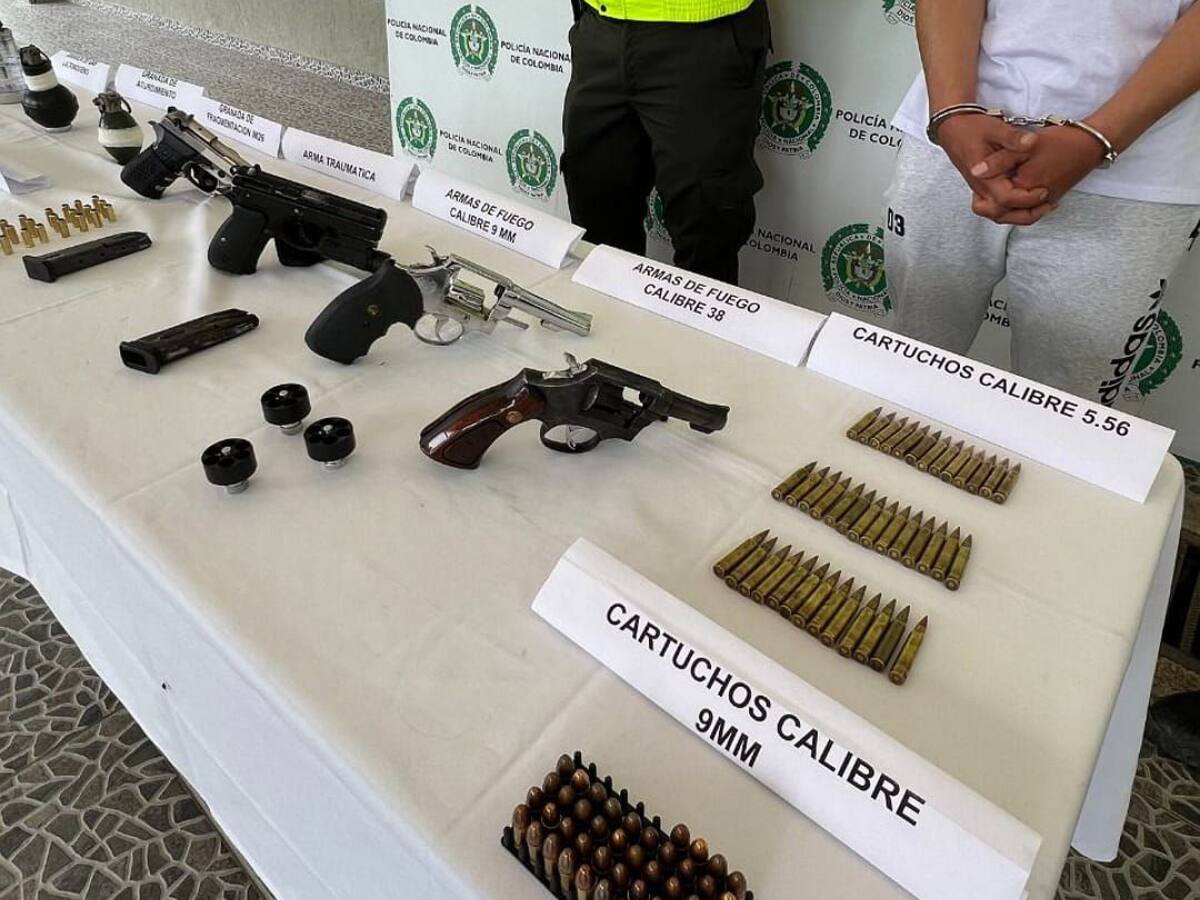 Incautan abundante material bélico al interior de una vivienda en Popayán