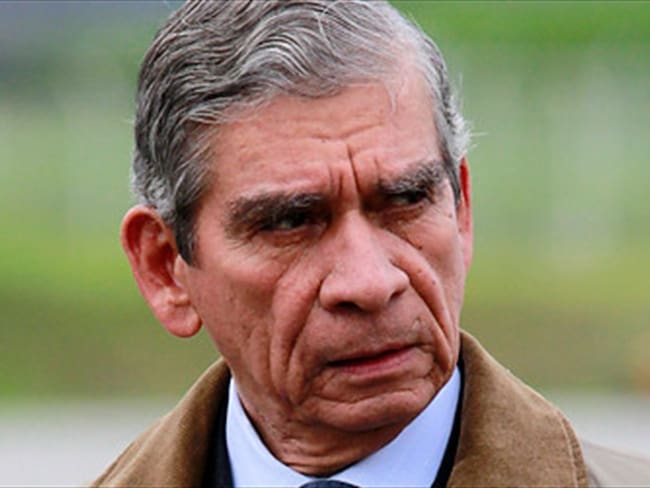 Los secretos que revelará general Mora sobre proceso de paz y el "honorable" Roy Barreras