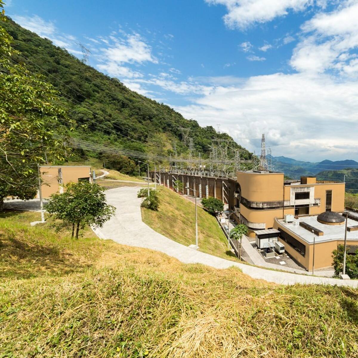 Central Hidroeléctrica El Guavio ya opera a más del 99% de su capacidad instalada