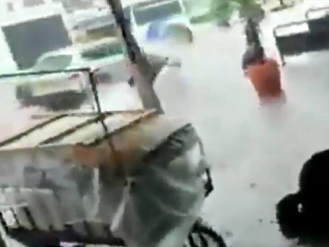 Lluvias en Santander . Foto:tomada del video.