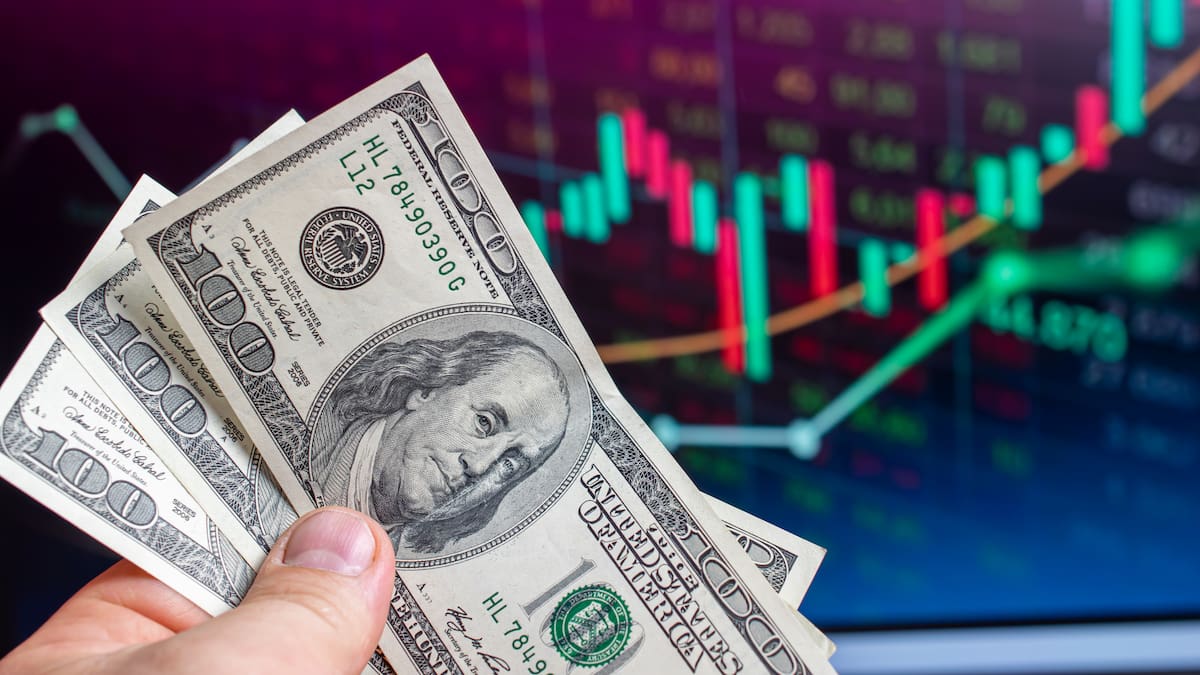 Dólar superó la barrera de los $ 4.000 por primera vez en 2024