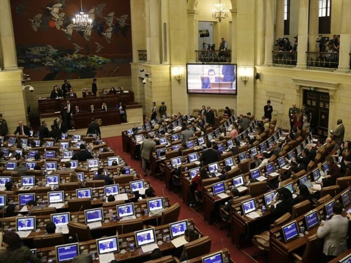 Se enreda en el Senado el trámite de las objeciones a la Ley Estatutaria de la JEP