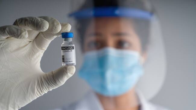 Desde San Andrés, el ministro de Salud, Fernando Ruiz Gómez, explicó los cinco nuevos criterios. Foto: Getty Images / ANDRESR