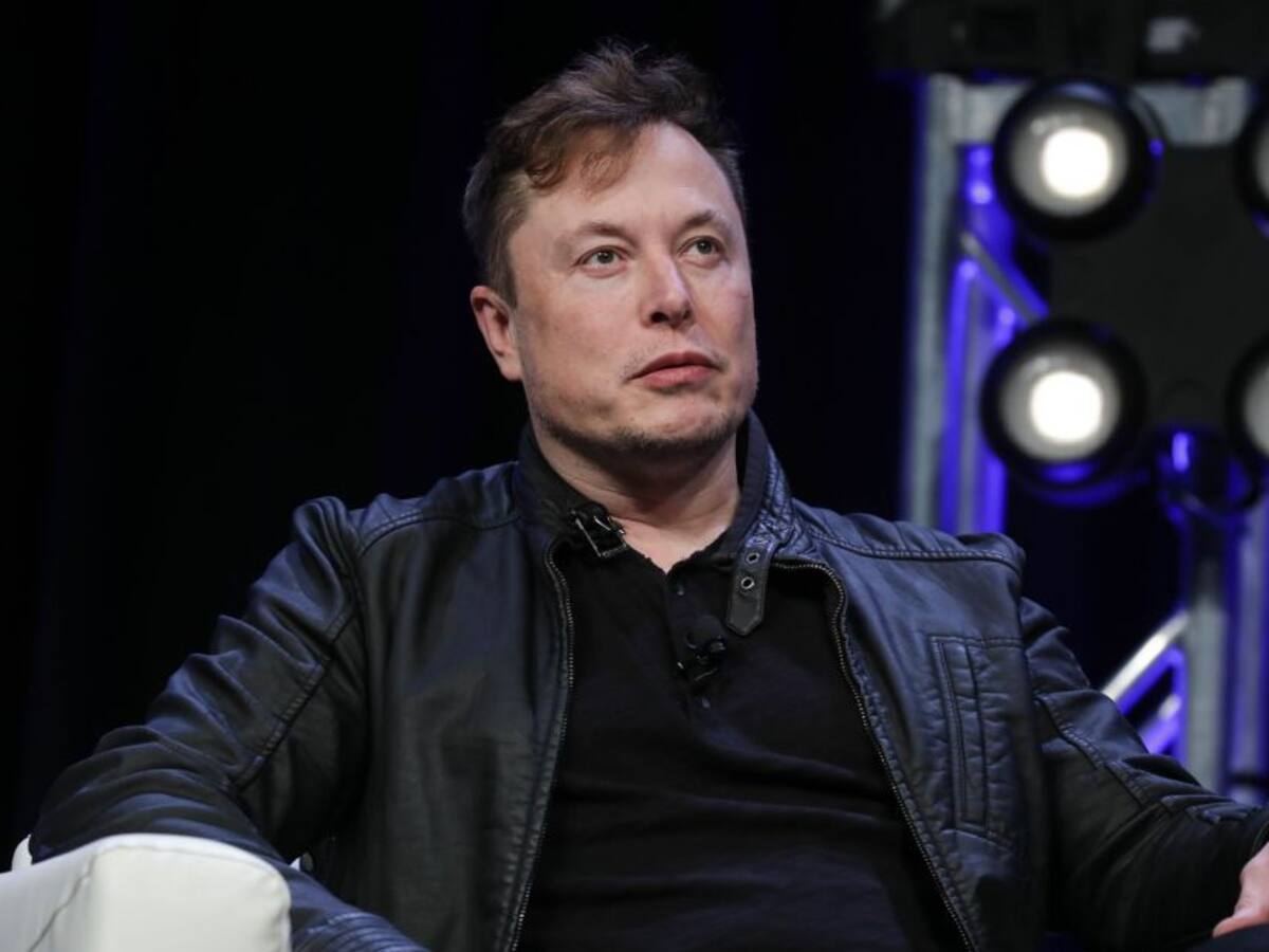 Elon Musk vendió acciones de Tesla por 3.500 millones de dólares