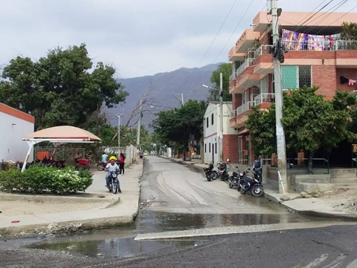 Con piedras atacan a funcionaria de la Secretaría de Salud en Santa Marta