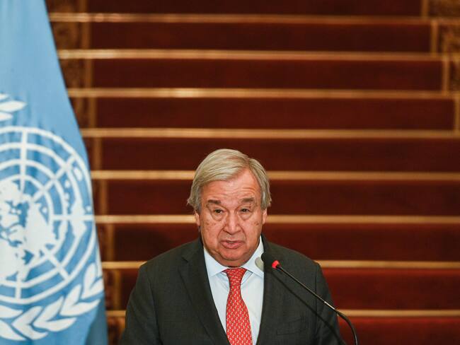 Cairo (Egypt), 19/10/2023.- United Nations (UN) Secretary-General Antonio Guterres attends a joint press conference with Egypt's Foreign Minister Shoukry after their meeting in Cairo, Egypt, 19 October 2023. Guterres is in Egypt on an official visit. (Egipto) EFE/EPA/MOHAMED HOSSAM