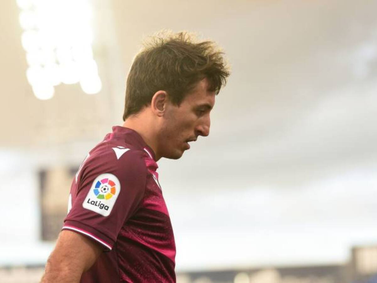 Mikel Oyarzabal queda por fuera de la convocatoria por posible rotura muscular