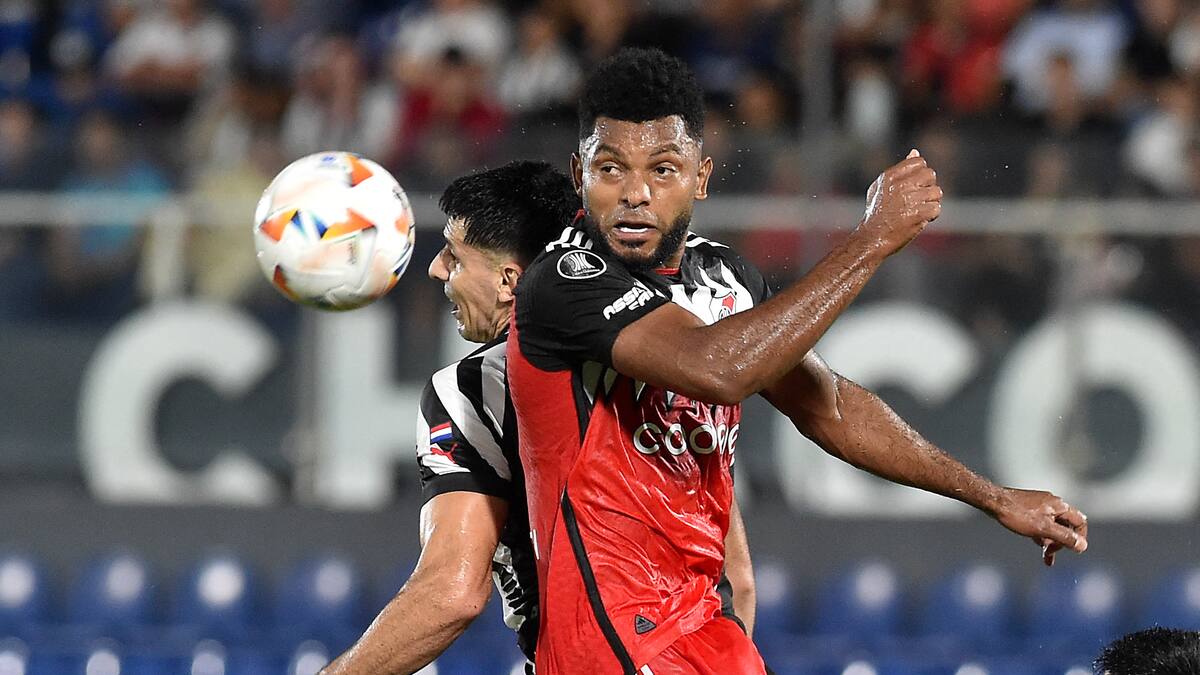 Aunque anularon gol a Miguel Borja, River derrotó a Libertad 2-1 en Copa Libertadores