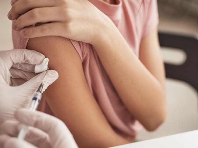 MinSalud anunció la aplicación del tercer refuerzo para menores entre 12 y 17