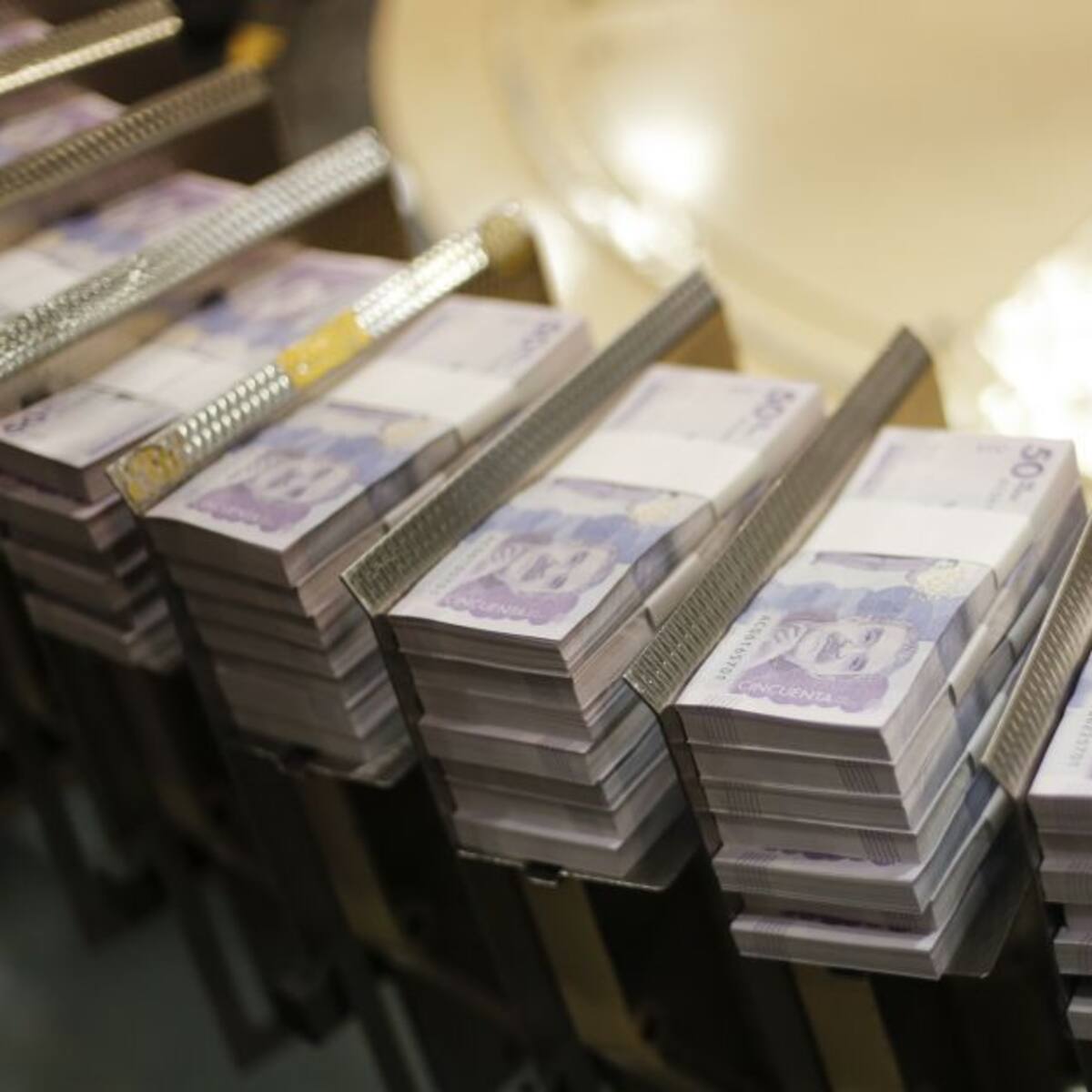¿A qué sí y a qué no le deberían recortar el presupuesto para 2025?
