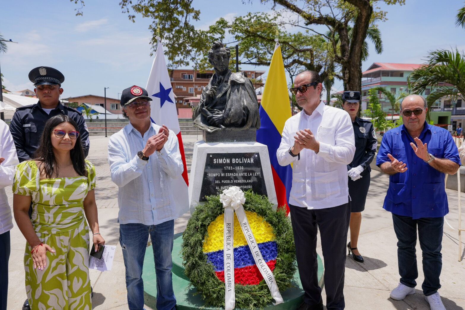 Gustavo Petro en Bocas del Toro, Panamá.  Foto: Twitter Gustavo Petro.
