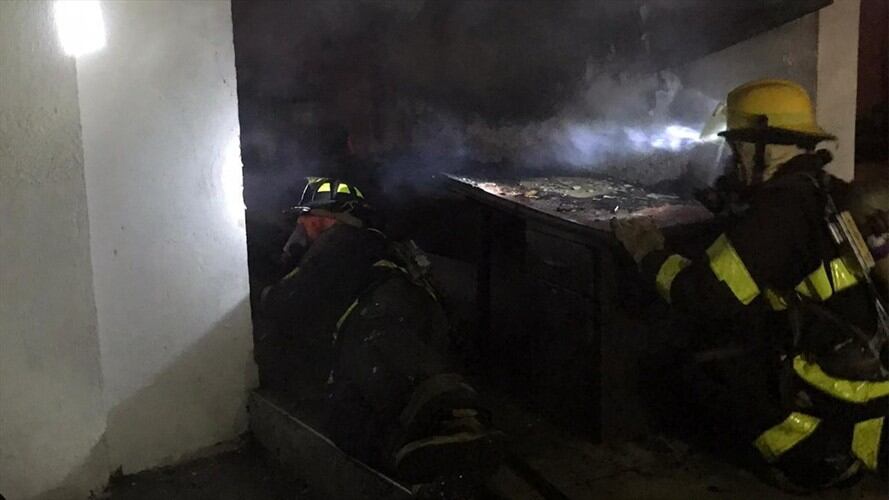 Se incendió el armerillo de la Policía en una estación de Santa Marta. Foto: Bomberos de Santa Marta