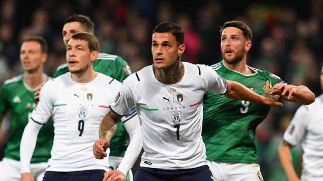 Lorenzo Insigne ante Suiza por las Eliminatorias Europeas al Mundial de Catar 2022. Foto: Marco Rosi/Getty Images