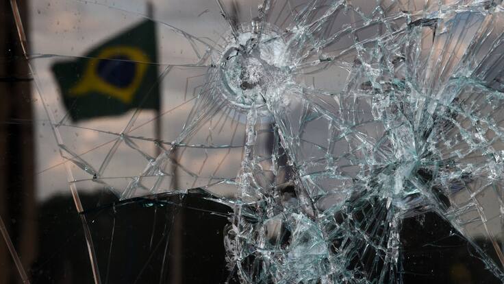 Mónica Bruckmann, doctora en ciencias políticas por la Universidad Federal Fluminense.