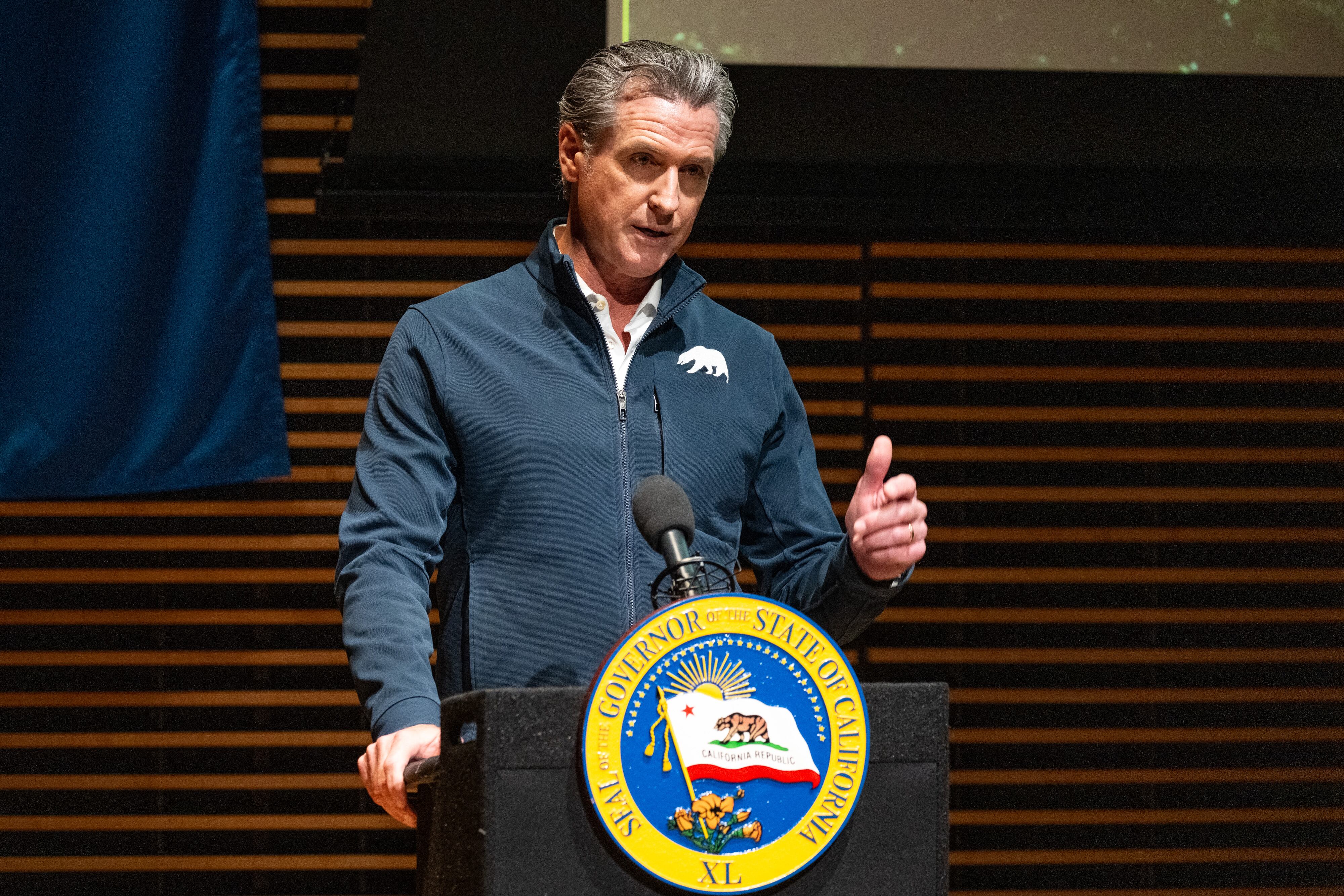 Pasadena, CA - 07 de julio: El gobernador de California, Gavin Newsom, habla en el Pasadena City College en el sexto aniversario de los incendios de Eaton y Palisades el lunes 7 de julio de 2025. (Foto de David Crane/MediaNews Group/Los Angeles Daily News vía Getty Images)