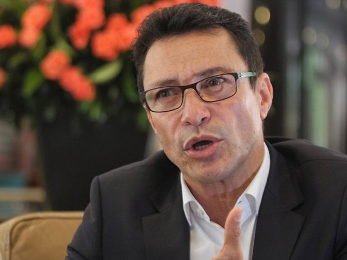 Congresistas denuncian “persecución política” contra Carlos Caicedo