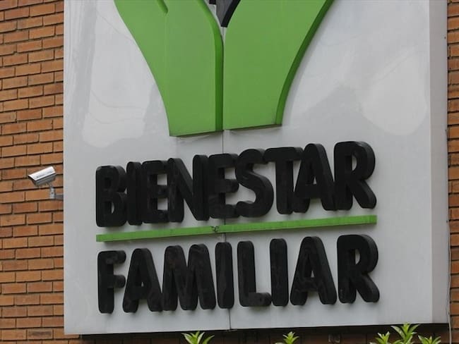 Desde este miércoles, cerca de 12.000 trabajadores del ICBF entraron a paro. . Foto: Colprensa