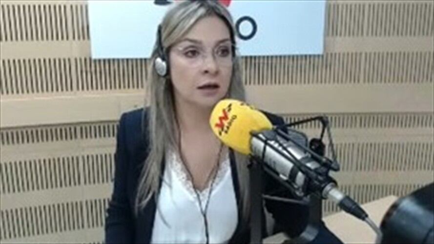 Benedetti es el invitado de Vicky en La W para hablar de los dineros de Oderecht en la campaña de reelección de Santos. Foto: La WCon Vicky Dávila