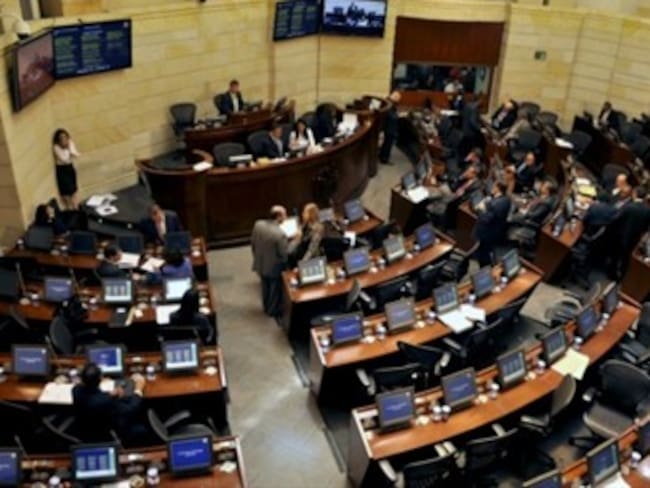 Despenalización de dosis mínima de drogas sintéticas divide al Congreso