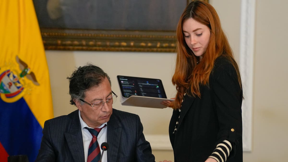 Ahora resulta que es misoginia: presidente Petro tras polémica por abrazo con Gloria Miranda