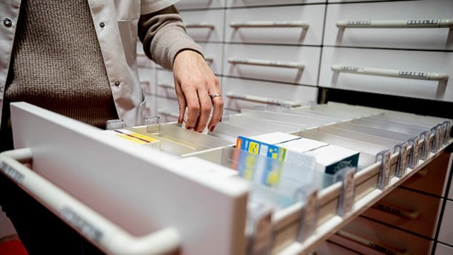 Cierran temporalmente Droguería Cruz Verde de la calle 124, en Bogotá. Foto: Getty Images