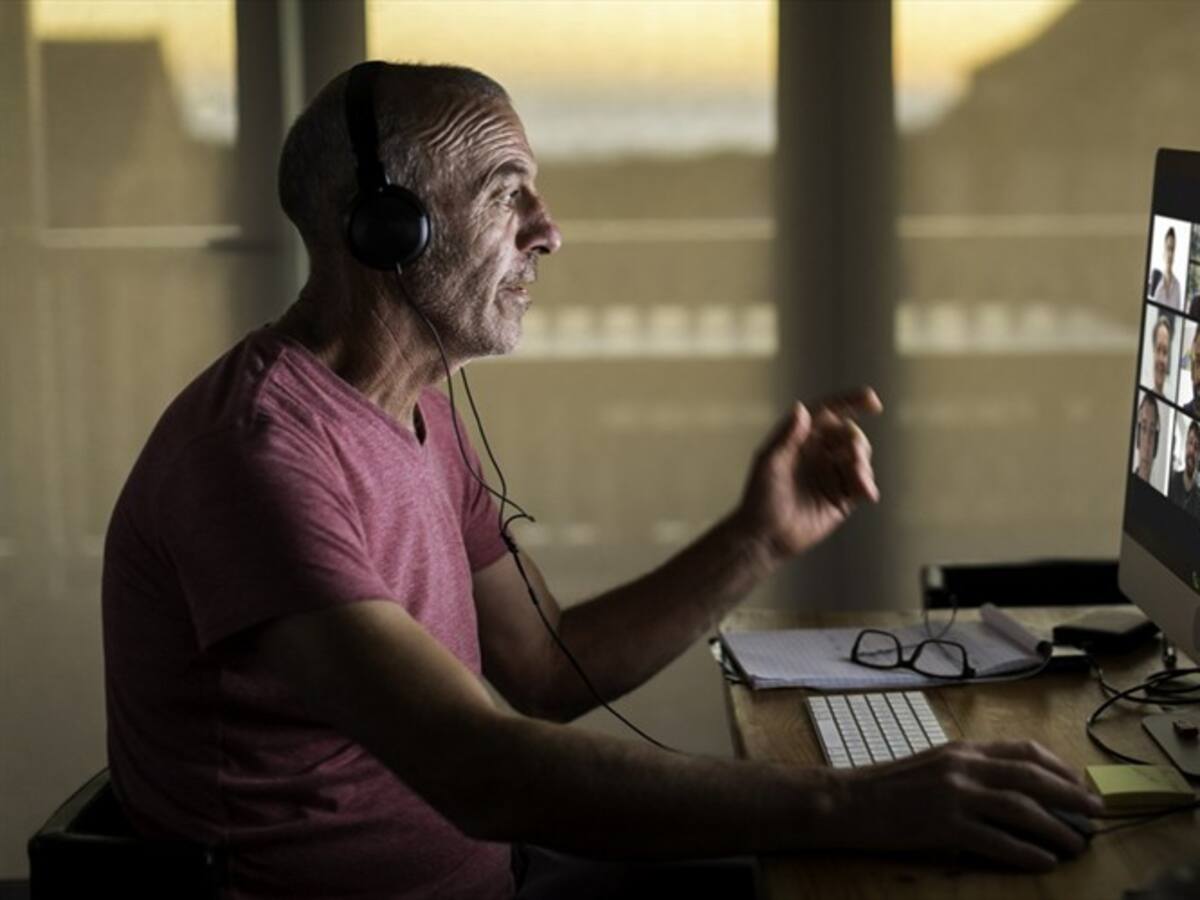 Frases en inglés para una videollamada en Repeat After Ibarra