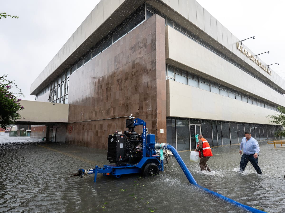 Tormenta Alberto baja a depresión tropical pero aún deja lluvias torrenciales en México