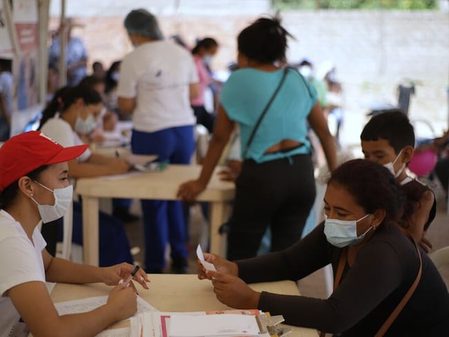 Atención médica en La Guajira. Foto: Colprensa.