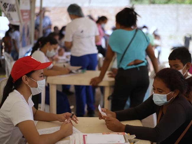 Atención médica en La Guajira. Foto: Colprensa.