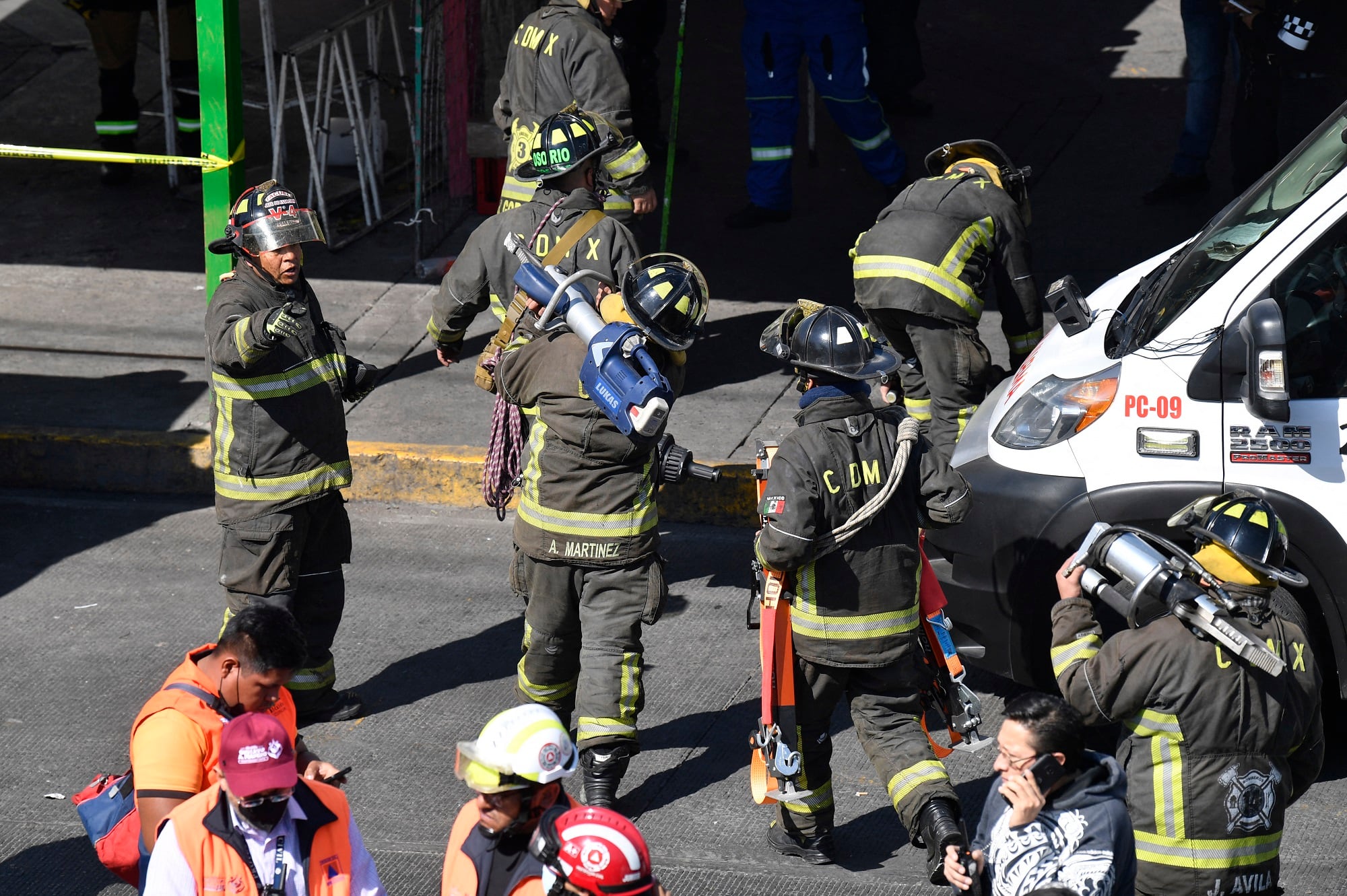 Accidente en metro de México. (Photo by CLAUDIO CRUZ/AFP via Getty Images)