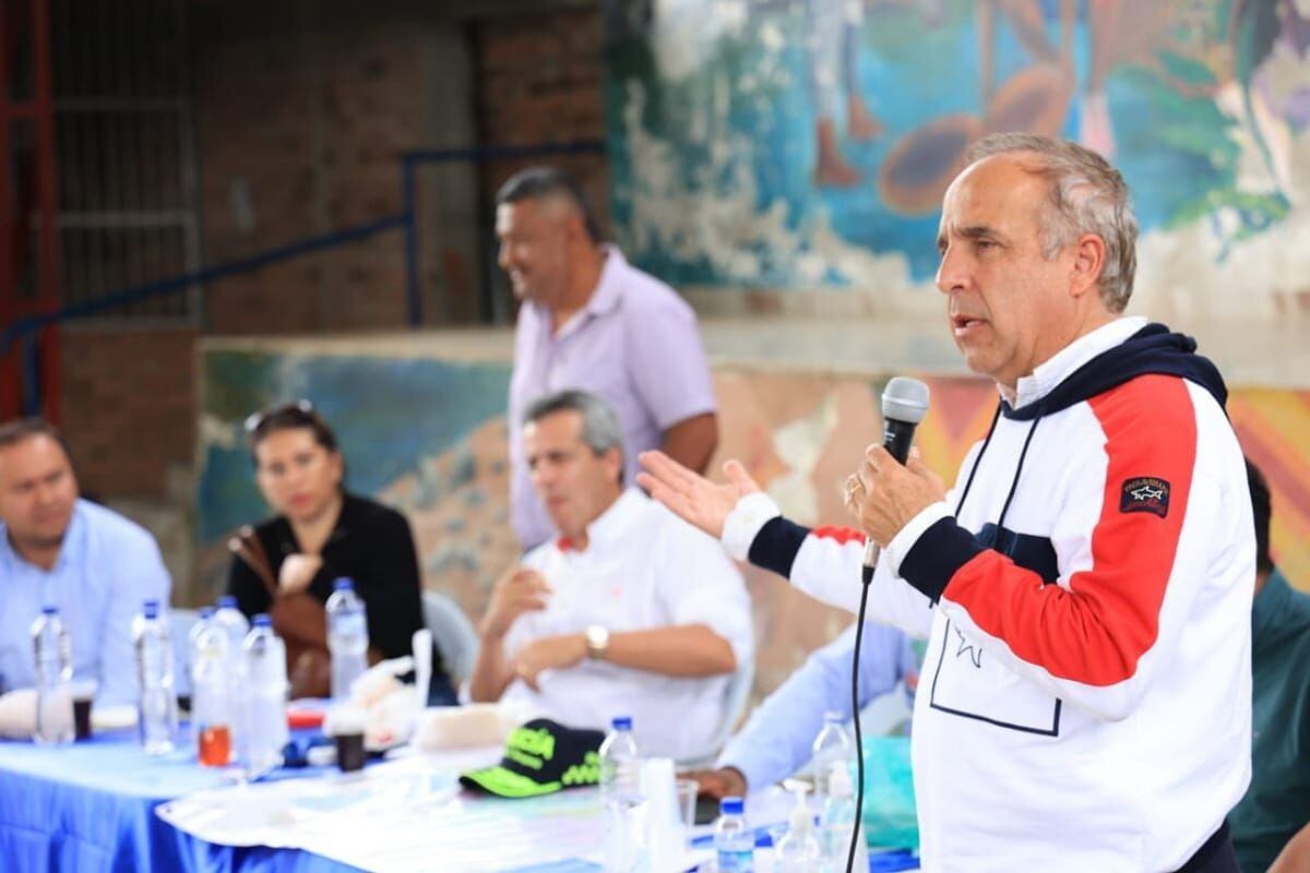 Ministro Guillermo Reyes. Crédito: MinTransporte.