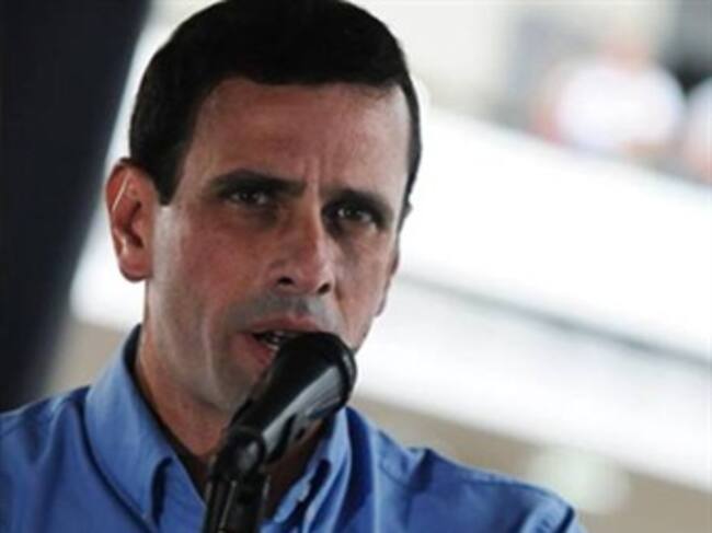 Henrique Capriles pide claridad sobre la posesión del reelecto presidente Chávez. Foto: EFE