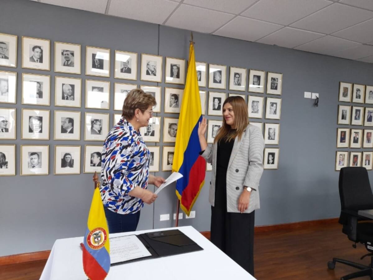 Viceministra de Empleo y Pensiones, Flor Salazar, presentó renuncia irrevocable