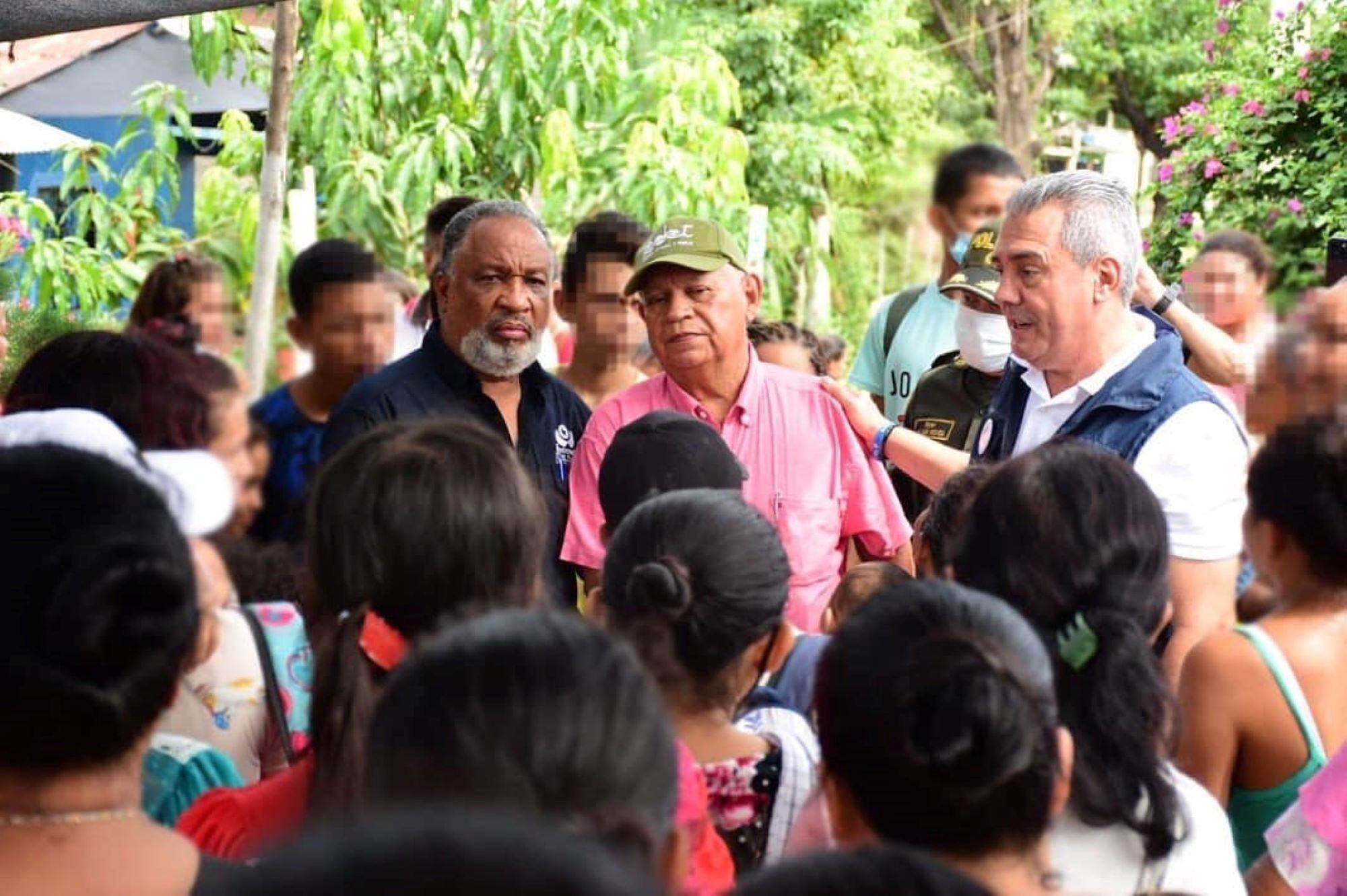 Familias regresando a sus hogares/ Alcaldía de Ciénaga 