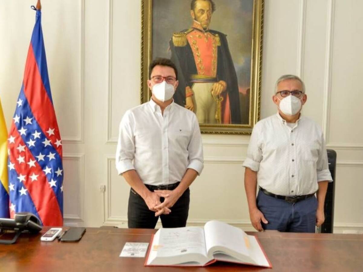 Denuncian a secretario del Interior por violencia contra servidor público