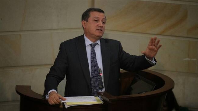 Presidente del Congreso pidió a la JEP información sobre sus contratos. Foto: Colprensa