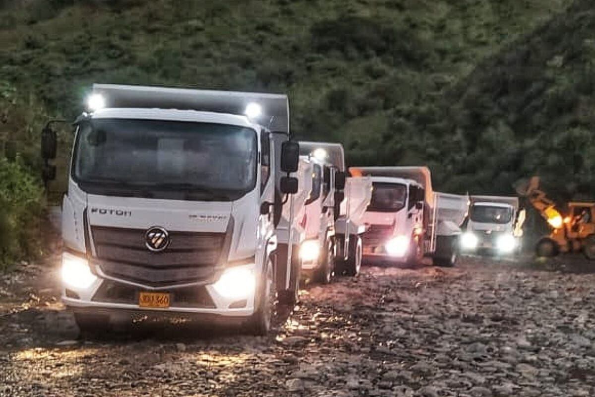 La maquinaria permanecerá en el corredor durante el fin de semana. Crédito: Secretaría de Infraestructura del Cauca. 