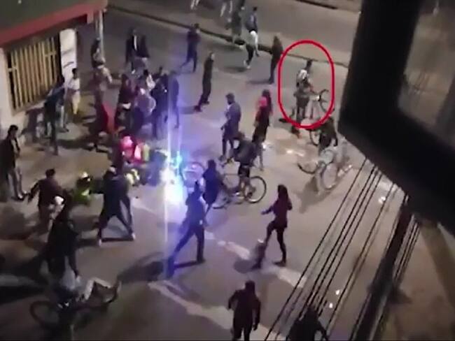 Se trata de videos de cámaras de seguridad en los que se observa la participación de los capturados en diferentes hechos.. Foto: Pantallazo video