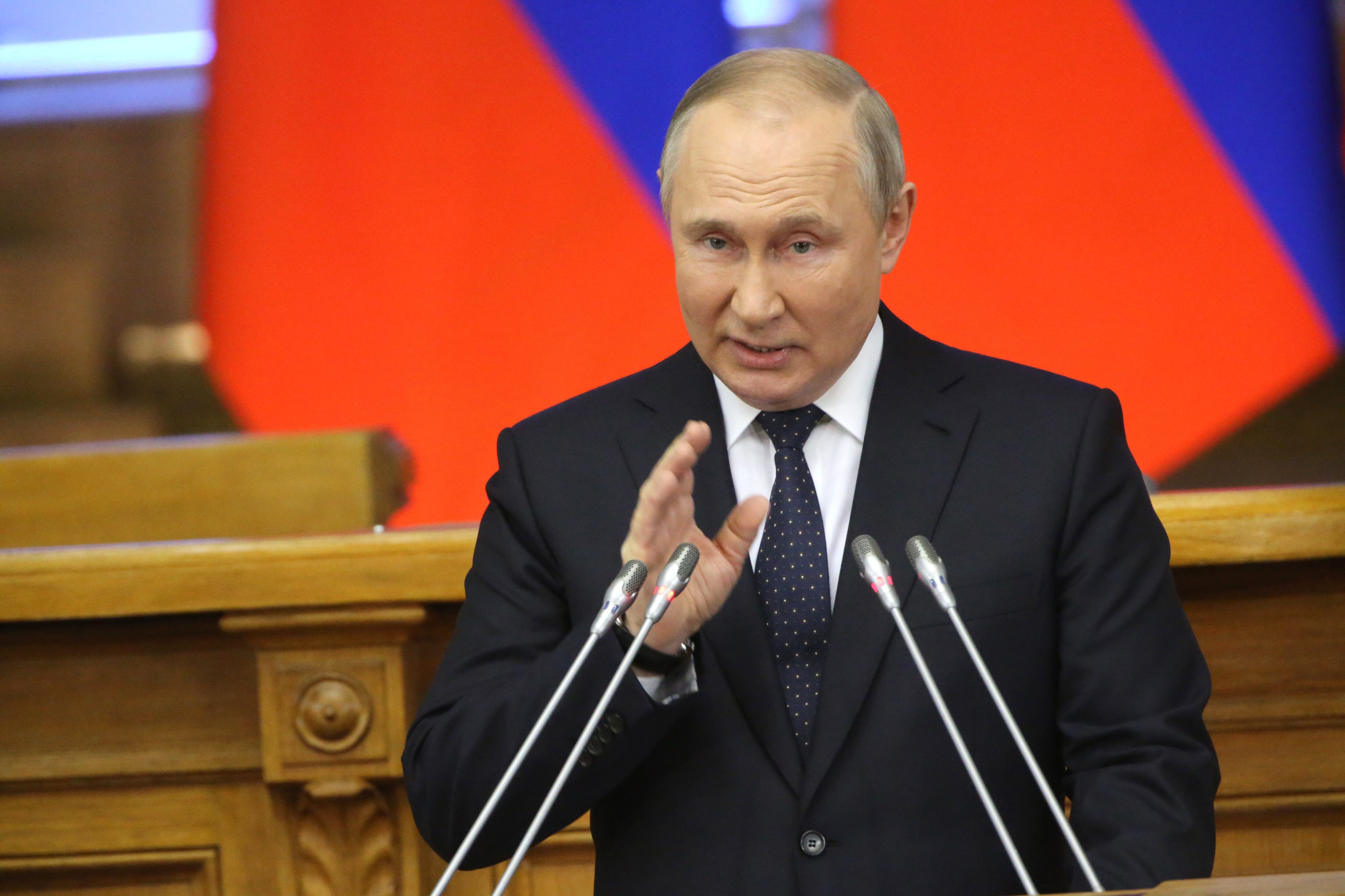 SAINT PETERSBURG, RUSSIA - ARRIL 27: (RUSSIA OUT) Russian President Vladimir Putin speaks during the Council of Lawmakers at the Tauride Palace, on April 27, 2022, in Saint Petersburg, Russia. Putin has arrived in Saint Petersburg to attend an annual meeting of regional parliamentary speakers, State Duma and Council of the Federation representatives. (Photo by Contributor/Getty Images)