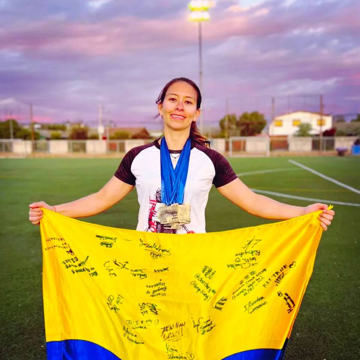 No hay apoyo: Natalia Ortega, quien representará a Colombia en Mundial de Calistenia en Alemania