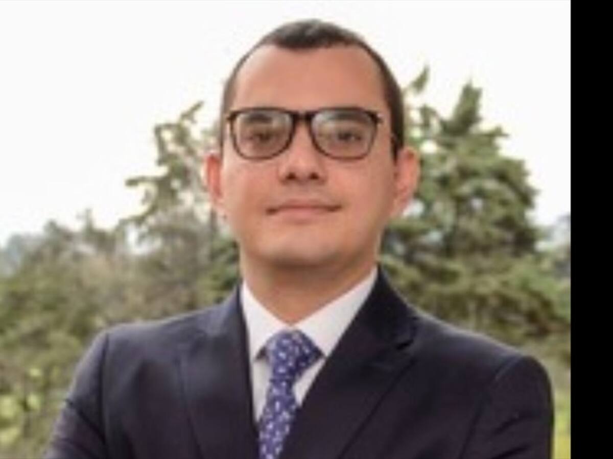 Andrés Ávila se posesionó como presidente de la Sociedad de Activos Especiales