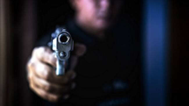 Alcaldía de Bogotá pide limitar uso y porte de armas de fogueo. Foto: Getty Images