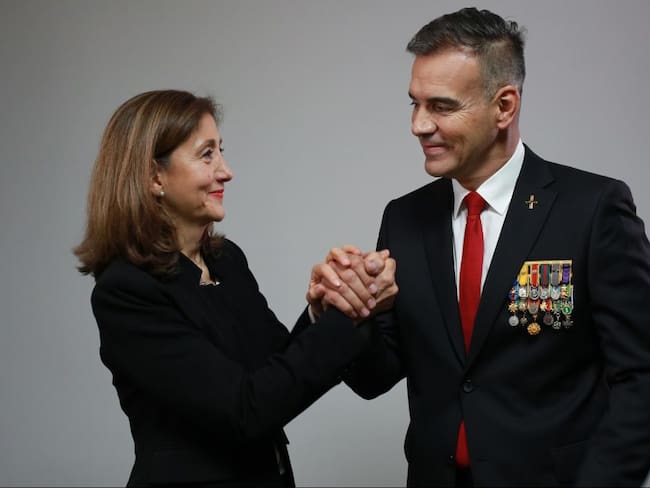 Comandante de la Operación Jaque será la fórmula vicepresidencial de Ingrid Betancourt