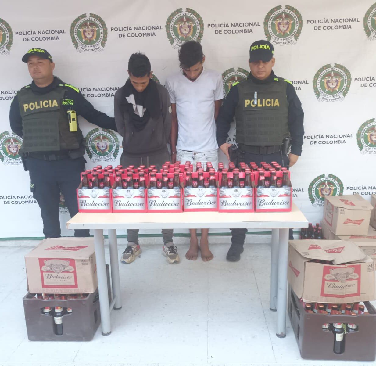 Personas capturadas/ Policía Metropolitana de Santa Marta.