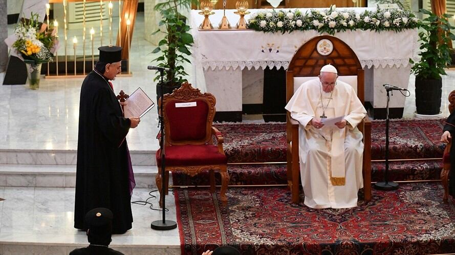 El Sumo Pontífice agradeció al clero iraquí por su "presencia" y "cercanía" con los cristianos de Irak. Foto: VINCENZO PINTO / AFP