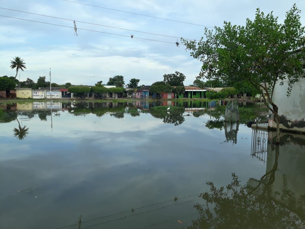 Más de 30.000 personas conviven con las aguas en Córdoba. Foto: cortesía.