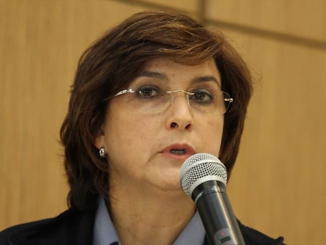 No estoy de acuerdo con montar un hotel en el Tayrona: Julia Miranda