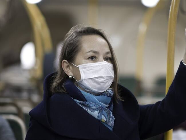 La doctora María Cristina Navas, viróloga y el doctor Jaime Castellanos hablaron en Sigue La W sobre la propuesta del Gobierno.. Foto: Getty Images