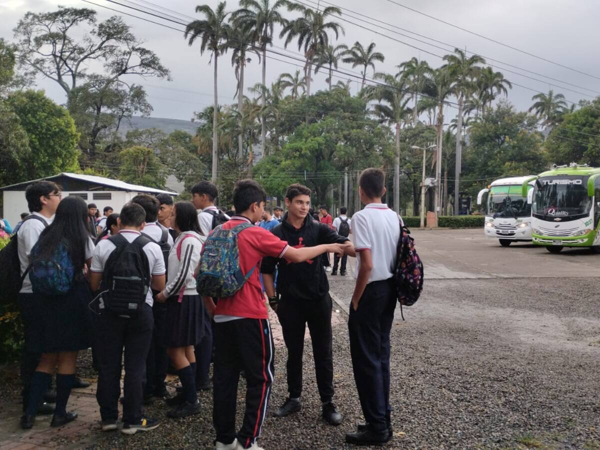 Avanza transporte escolar en la frontera colombo-venezolana