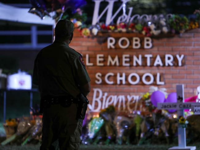“Conozco a los que han fallecido, es muy personal”: juez que identificó a víctimas de tiroteo en Texas